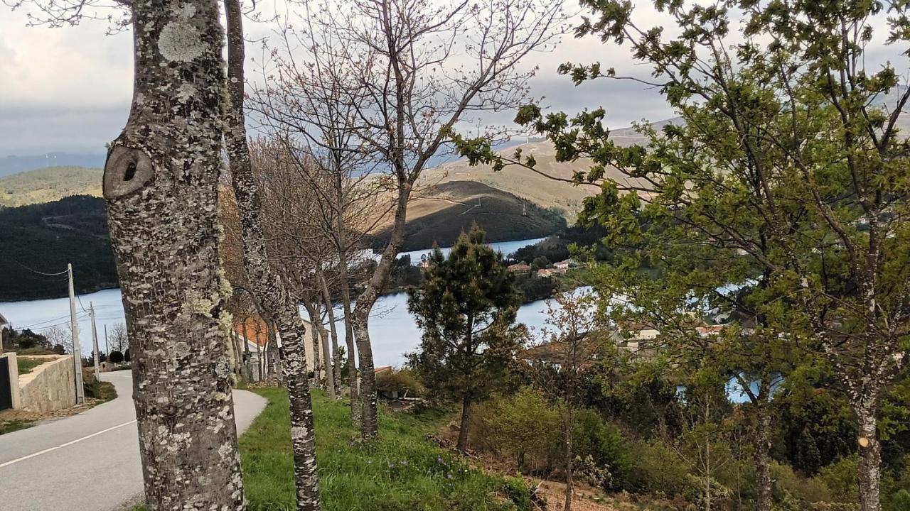 Geres Do Alibaba Villa Ruivaes Eksteriør billede